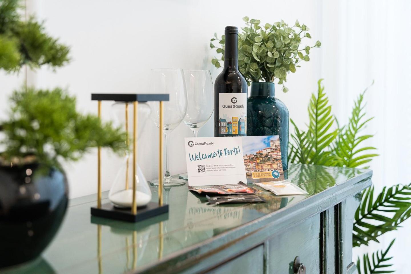 Guestready - Contemporary Studio In Porto Buitenkant foto